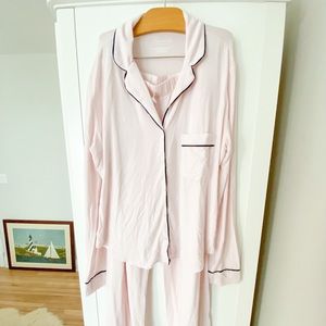 Victoria’s Secret Modal Short PJ Set in Powder Pink